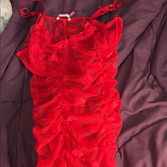 Red Ruffled Mesh lingerie - Picture 1 of 1
